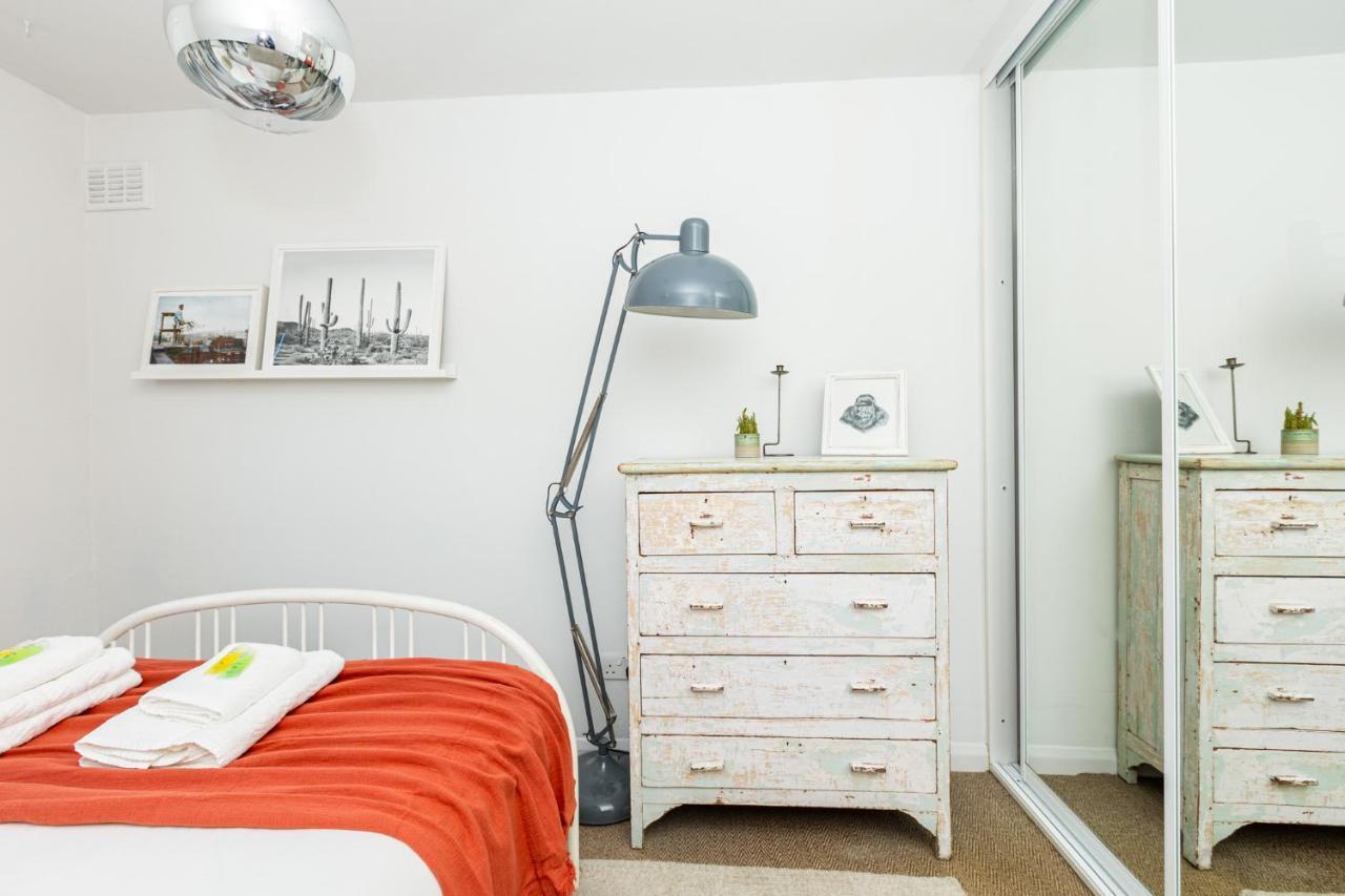 Stunning 2br Wpatio In Dalston, 2 Min To Tube *